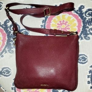Fossil red pebbled leather crossbody handbag GUC